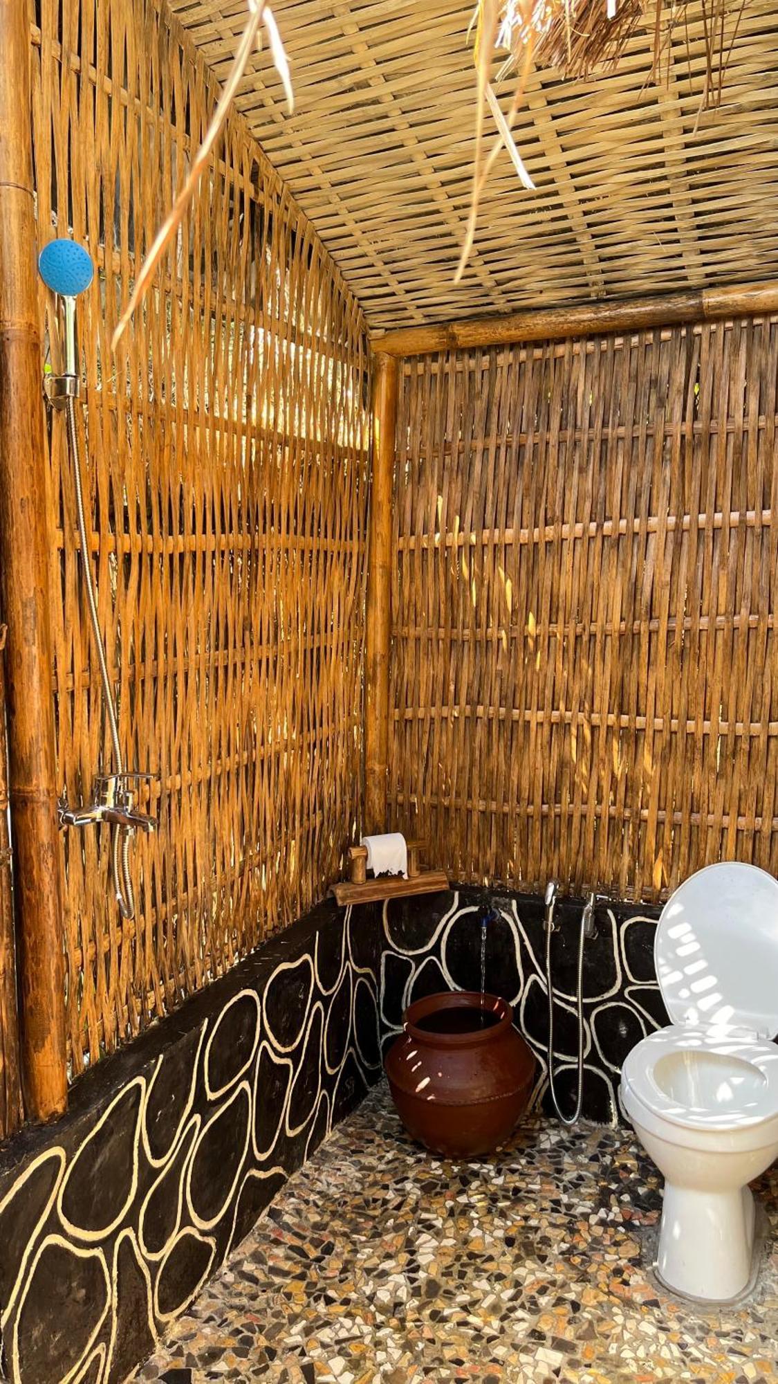 El Bamboo Guesthouse Jambu  Экстерьер фото
